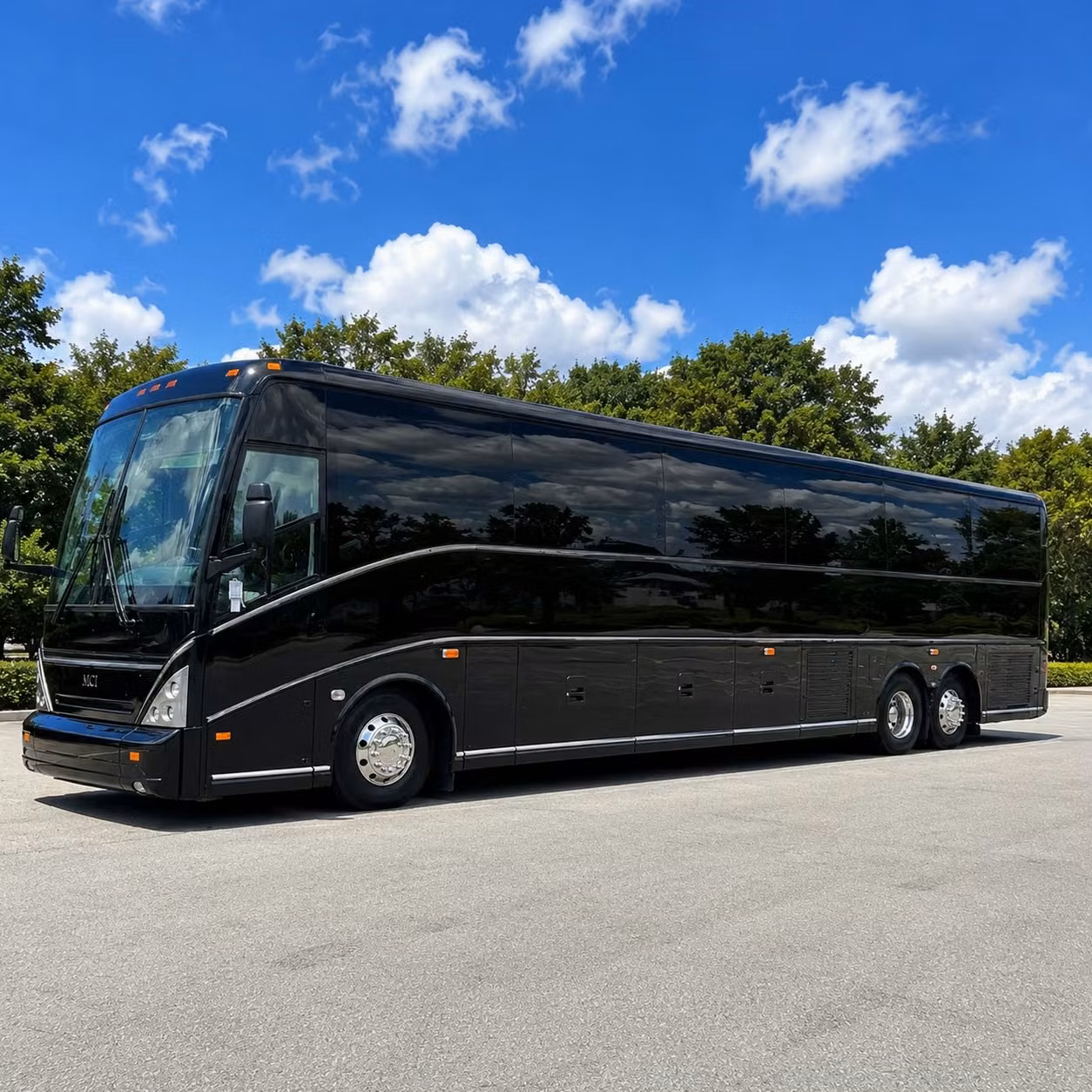 charter buses and minibuses for ontario convention center events