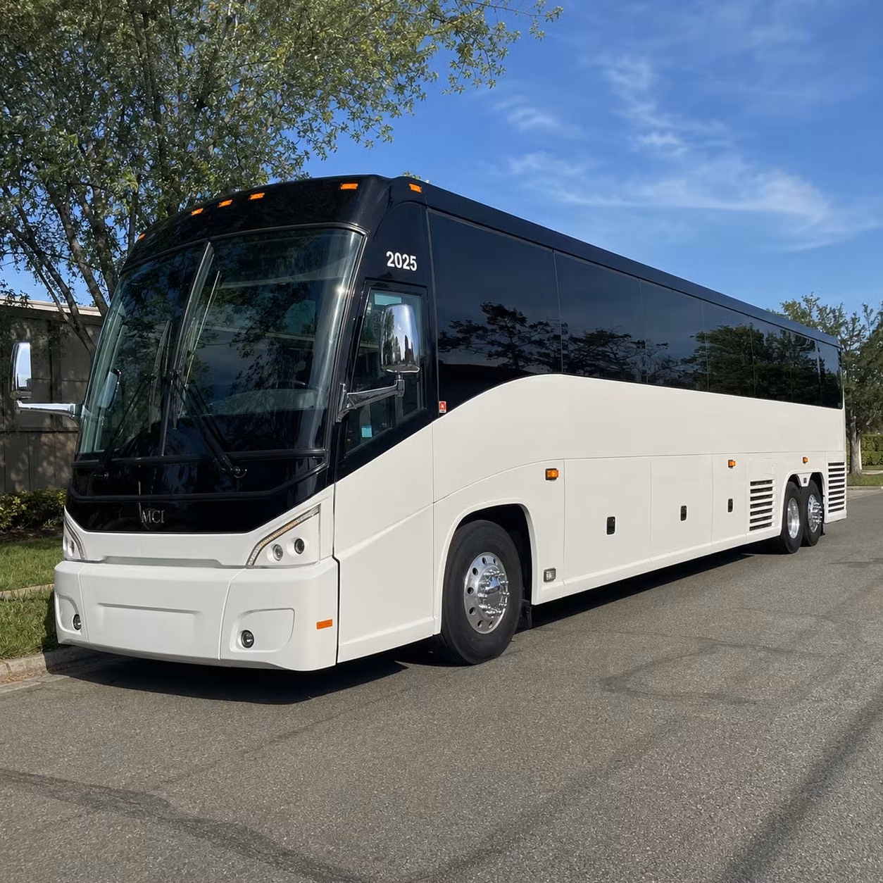 long distance corporate shuttles from ontario keep your team moving across california