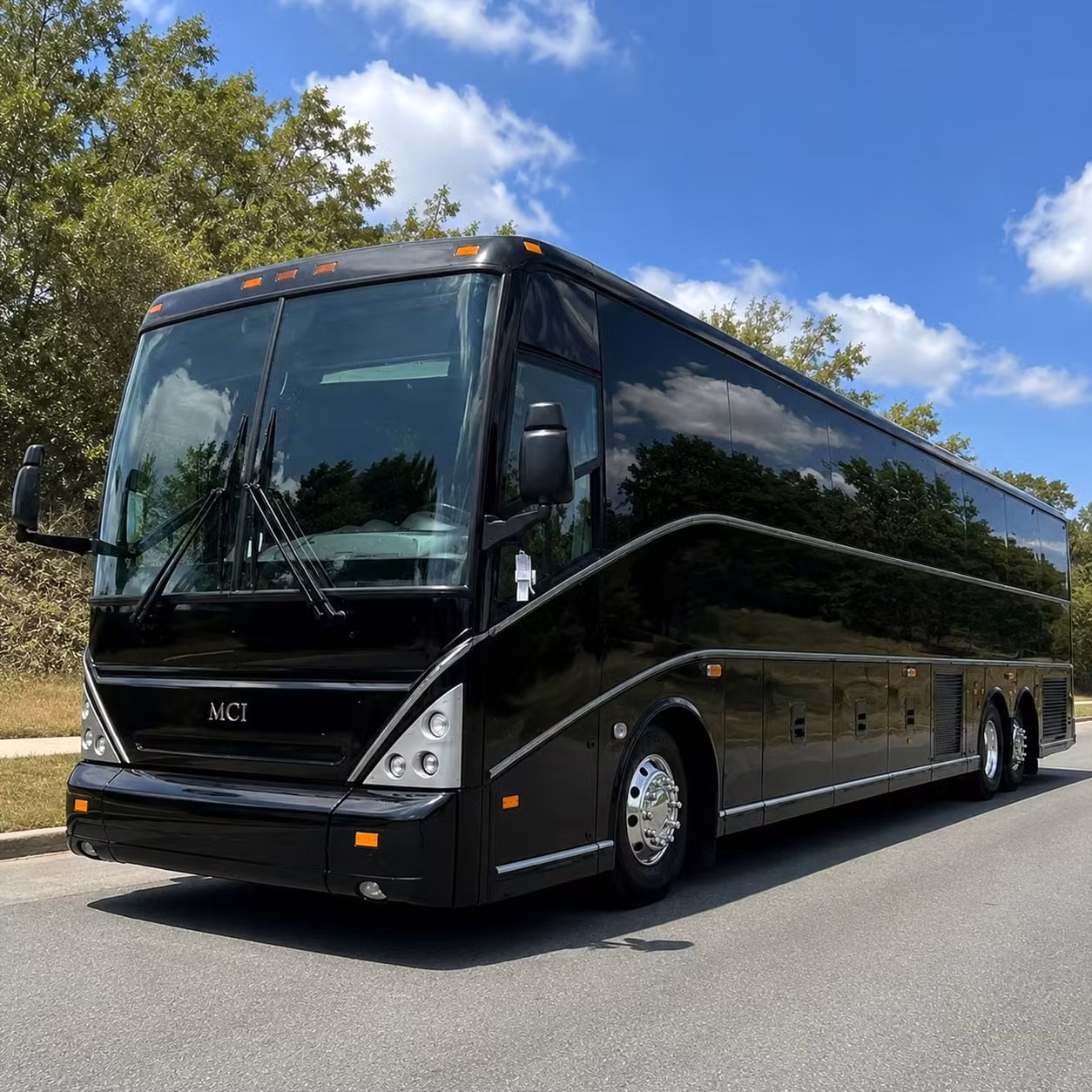 long distance corporate travel and multi day charters from ontario